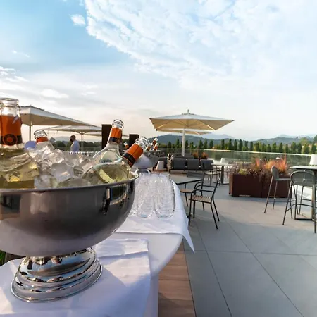 Life Hotel 4*