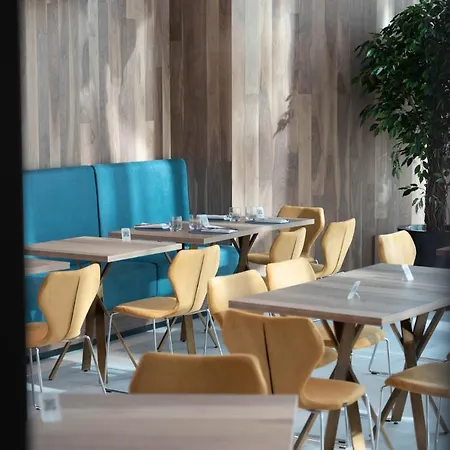 Life Hotel